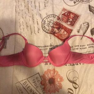 Pink Victoria’s Secret bra